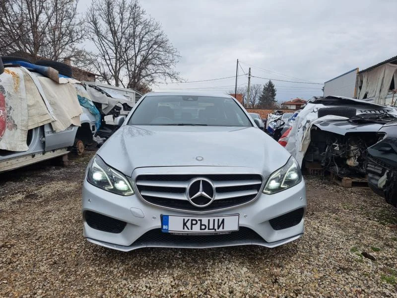 Mercedes-Benz E 220 AMG пакет facelift , снимка 1 - Автомобили и джипове - 35896604