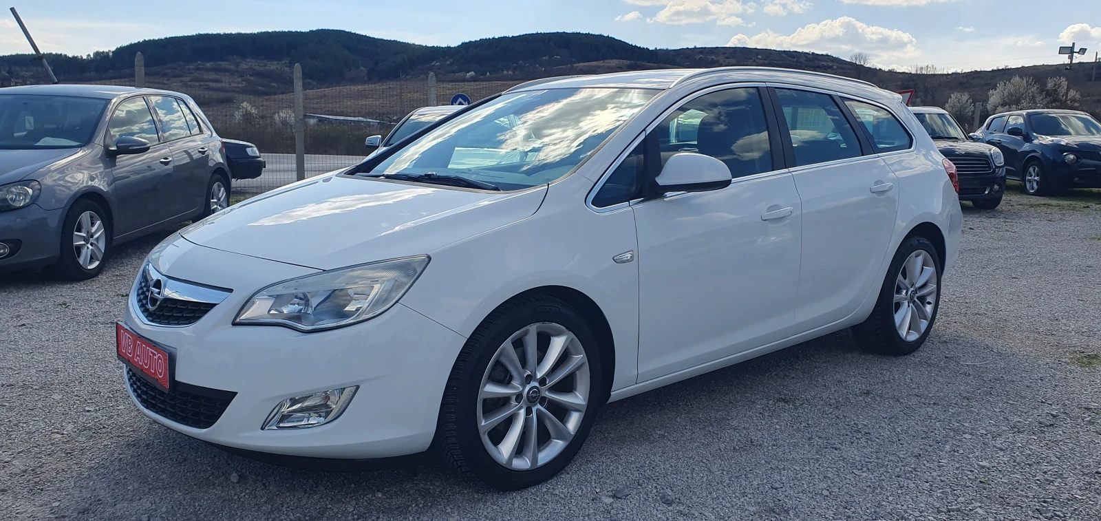 Opel Astra 1, 7CDTI COSMO - изображение 1
