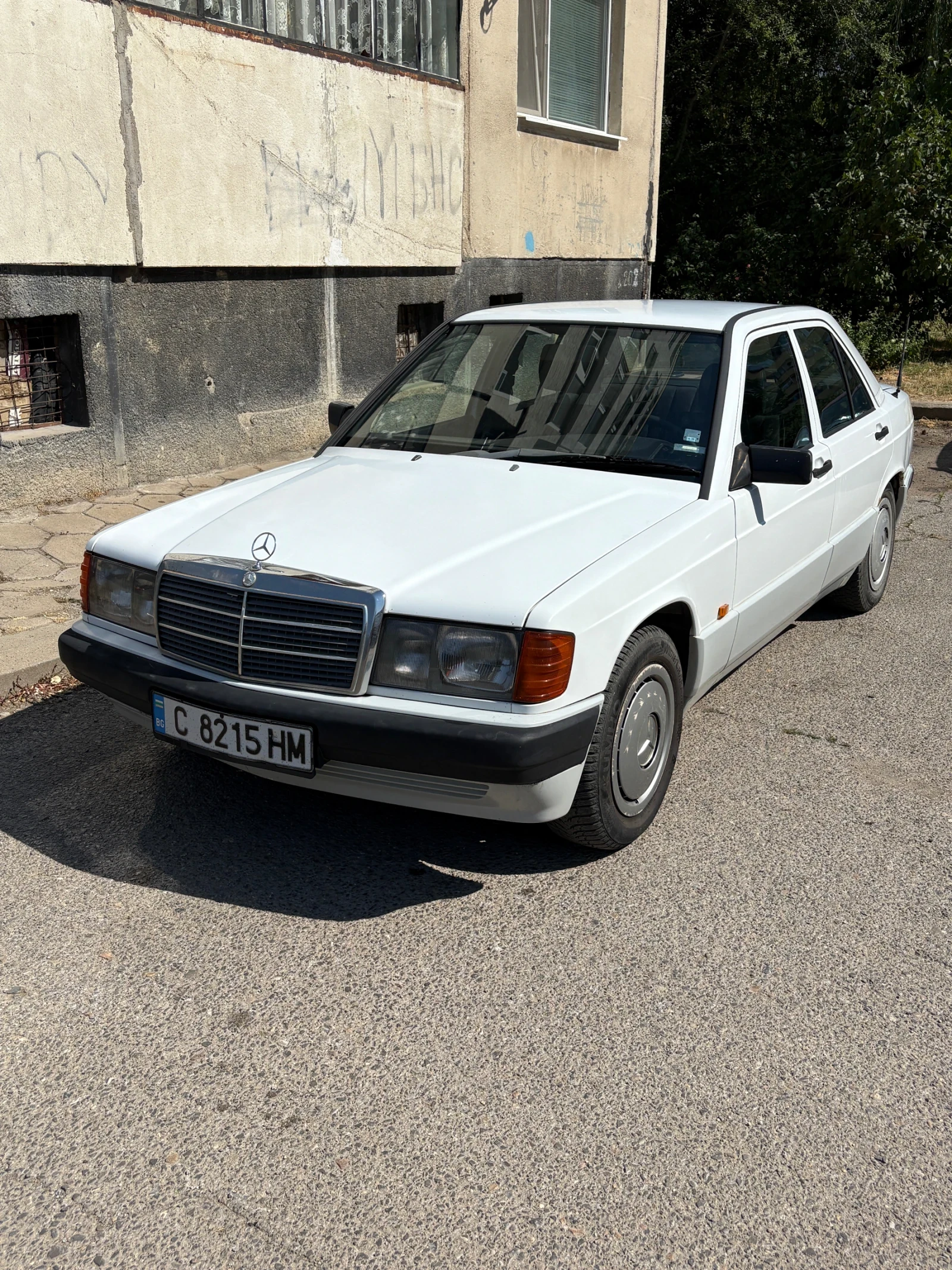 Mercedes-Benz 190  - изображение 3