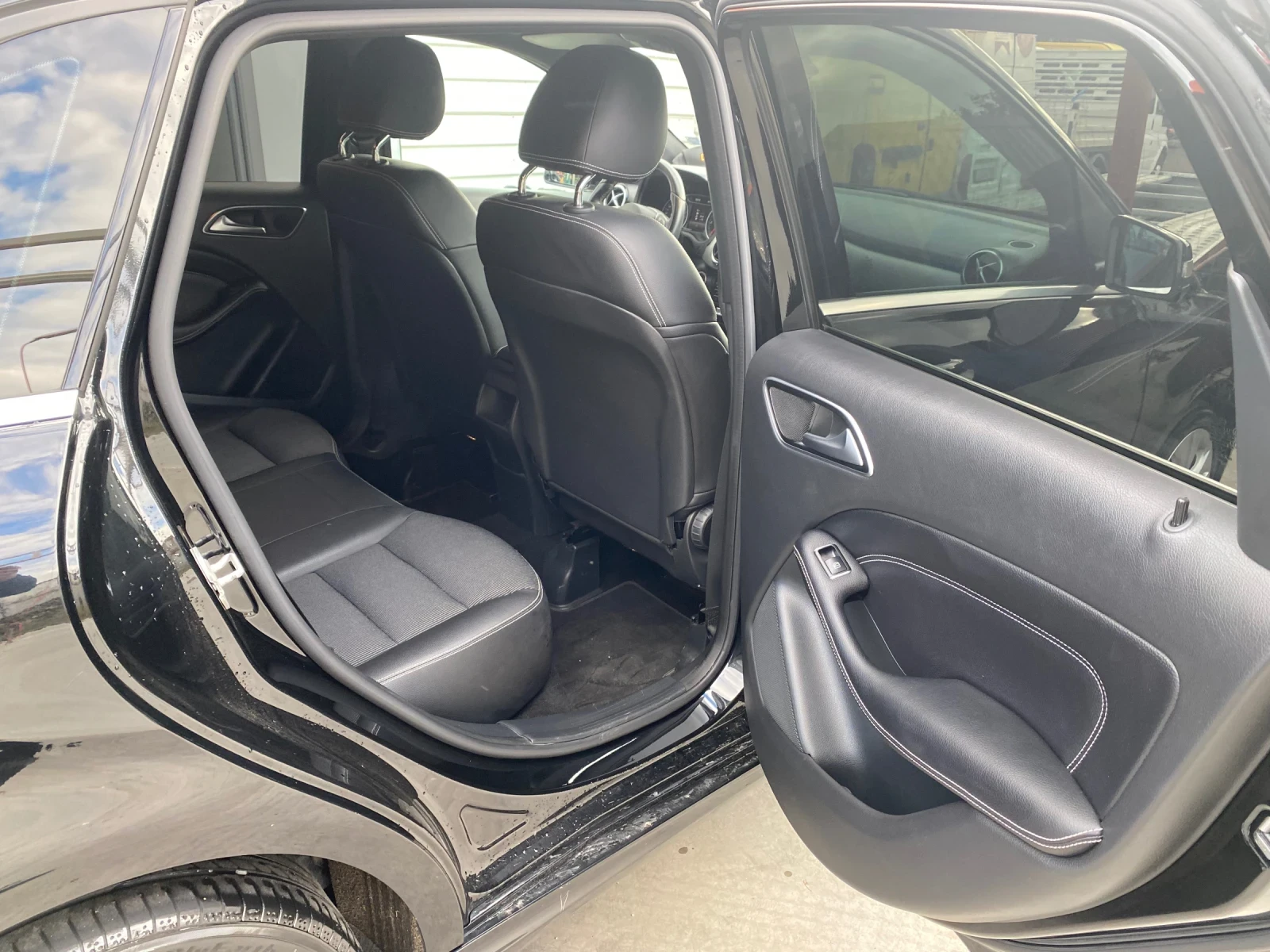 Mercedes-Benz B 220  - изображение 7