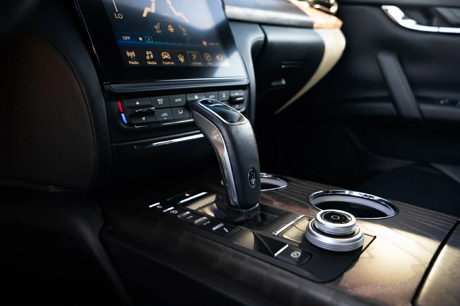 Maserati Quattroporte SQ4 Facelift* Digital* �������� ������ 20% | Mobile.bg � ����������� 13