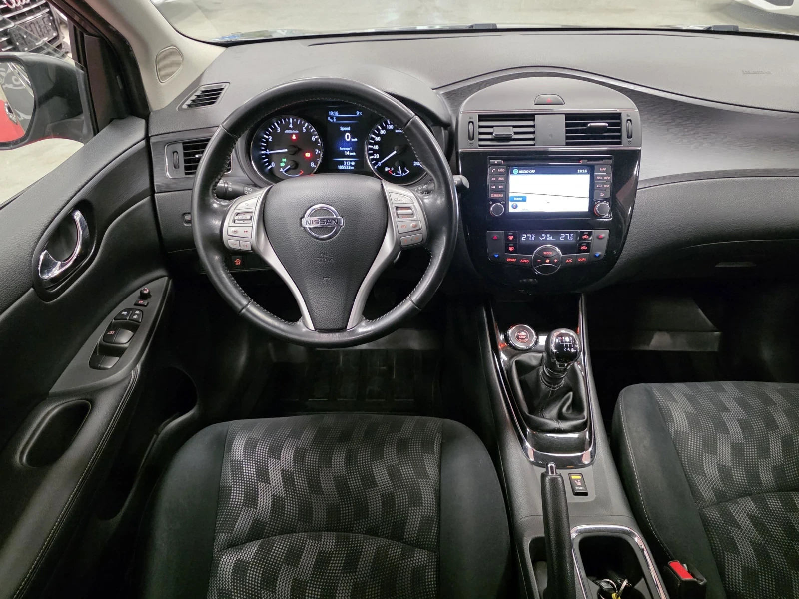 Nissan Pulsar 1.2 DIG-T | Tekna | 360 | Xenon | Kteo, снимка 8 - Автомобили и джипове - 53866234