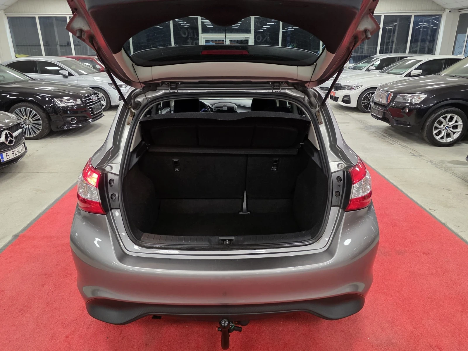 Nissan Pulsar 1.2 DIG-T | Tekna | 360 | Xenon | Kteo, снимка 16 - Автомобили и джипове - 53866234