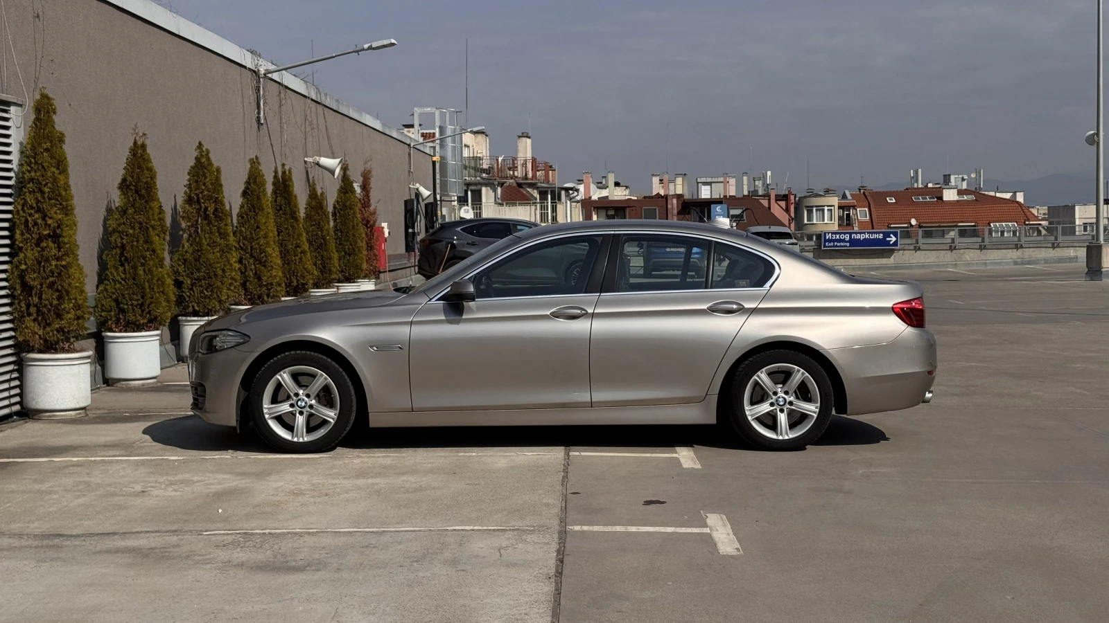 BMW 520 F10 LCI, снимка 4 - Автомобили и джипове - 53894296