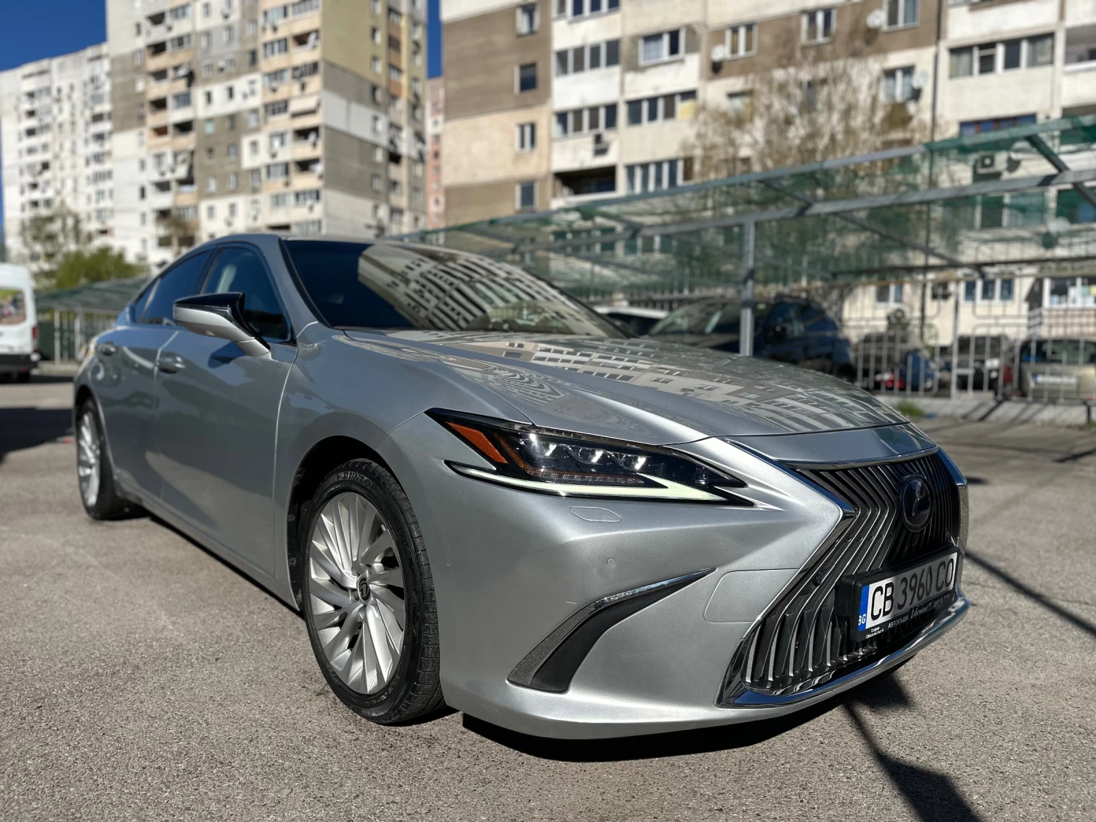 Lexus ES 300 H* LUXURY* FULL* * , снимка 8 - Автомобили и джипове - 54132927