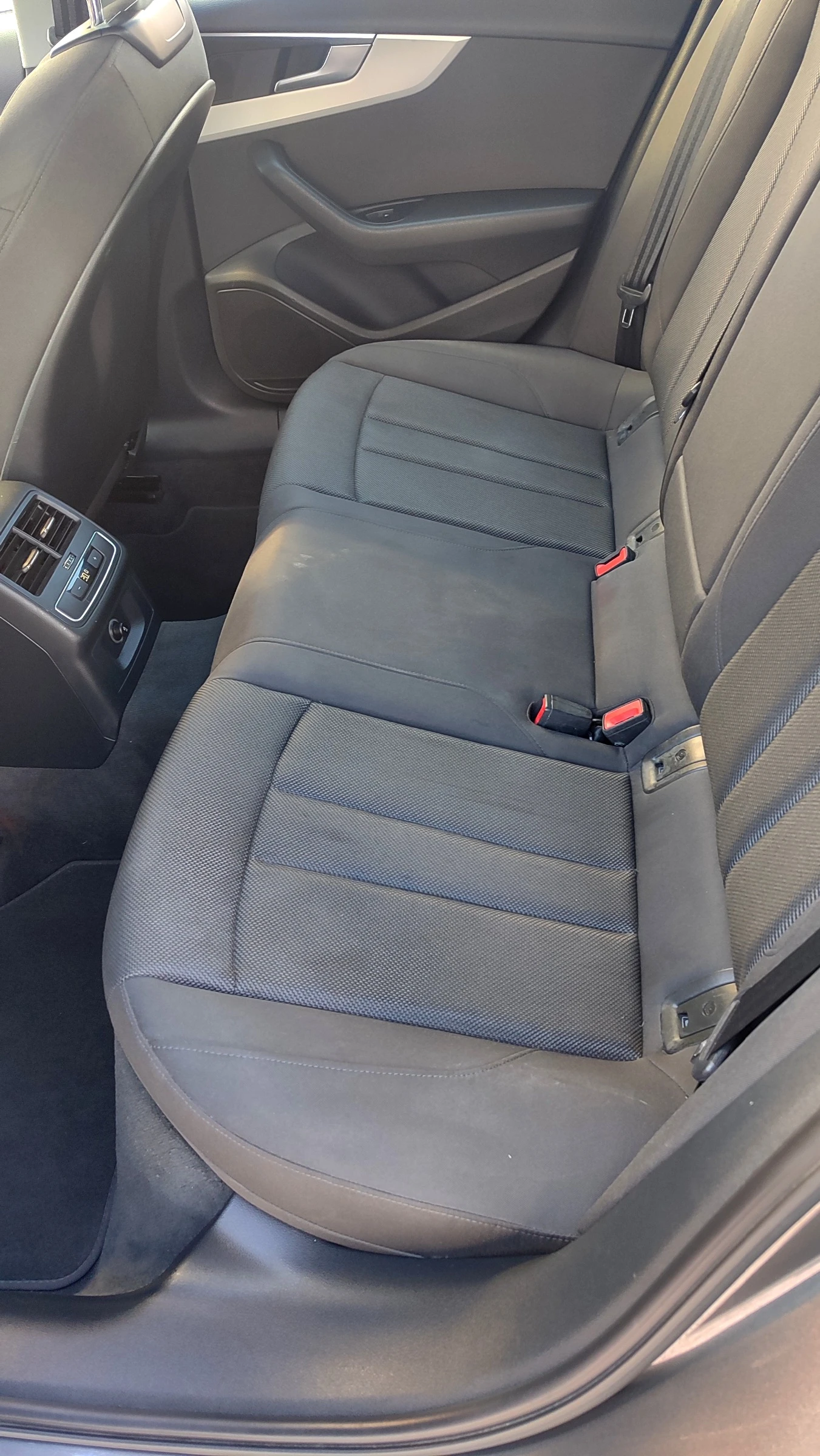 Audi A4  Mine Hibrid | Mobile.bg � ����������� 11