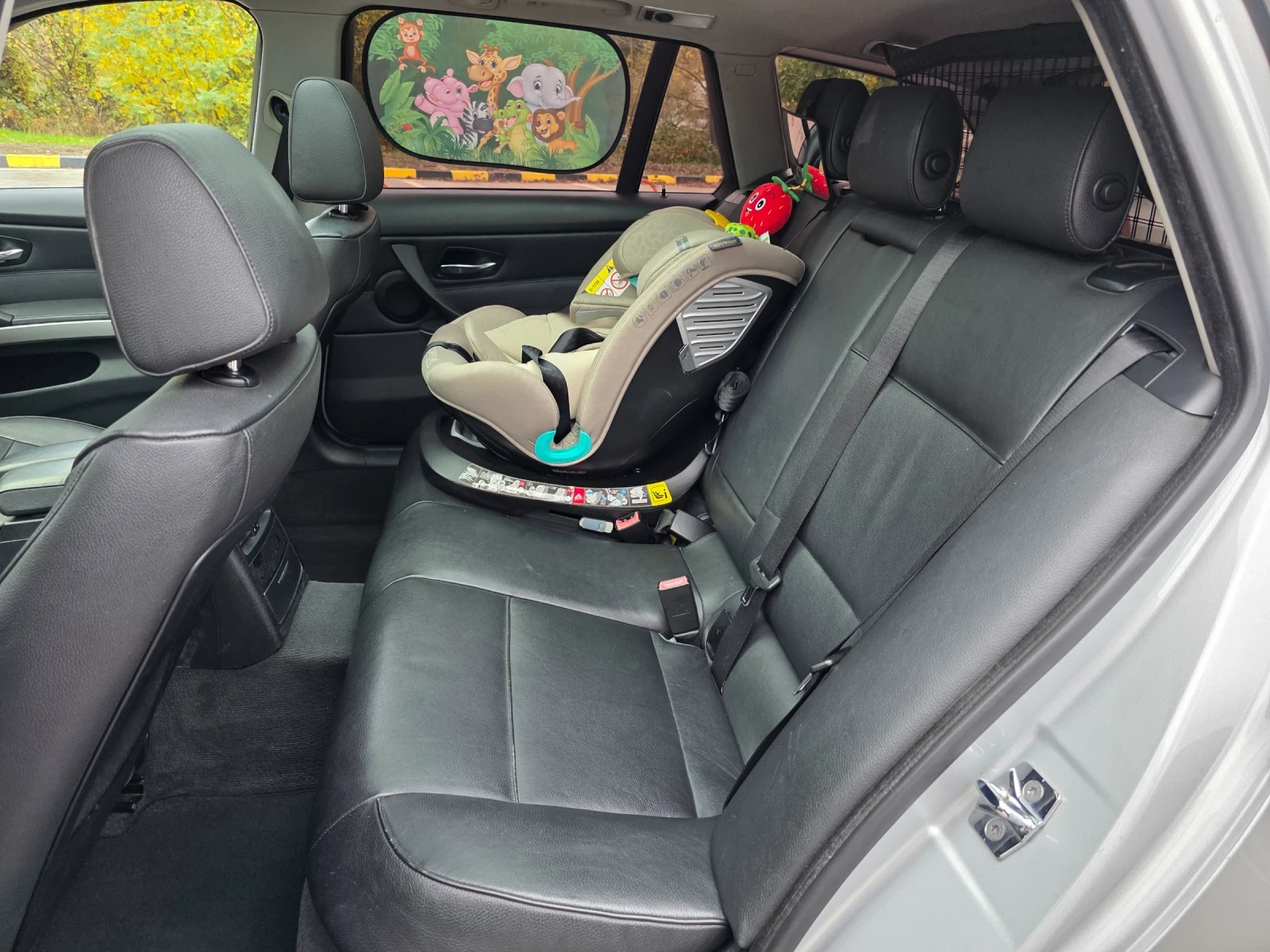 BMW 320 320D 163k.s., снимка 16 - Автомобили и джипове - 54384195
