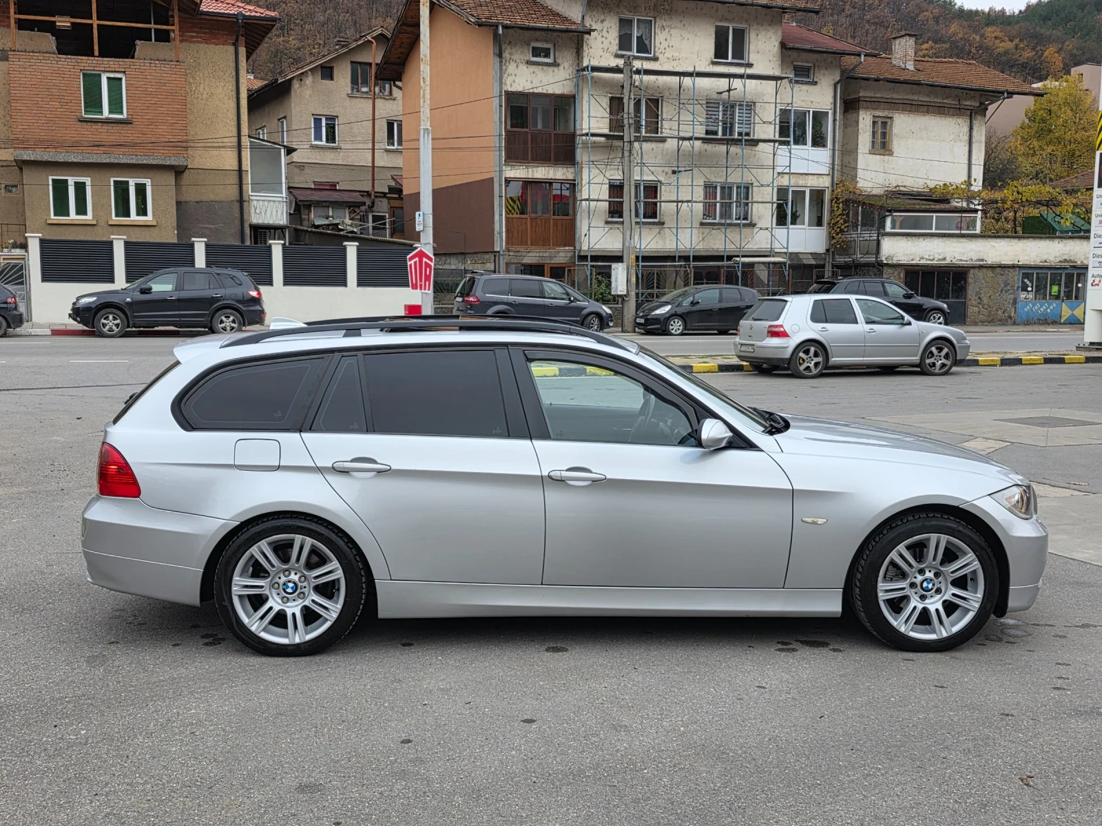 BMW 320 320D 163k.s., снимка 6 - Автомобили и джипове - 54384195
