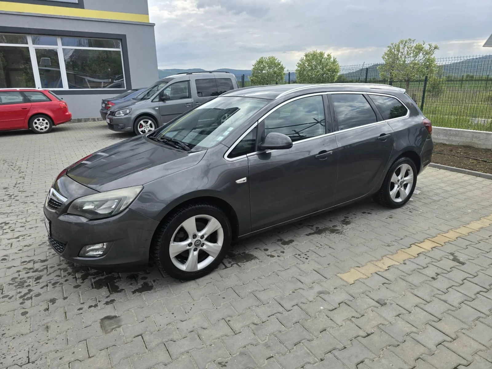 Opel Astra 2.0 CDTI SPORT Tourer , снимка 3 - Автомобили и джипове - 54515942