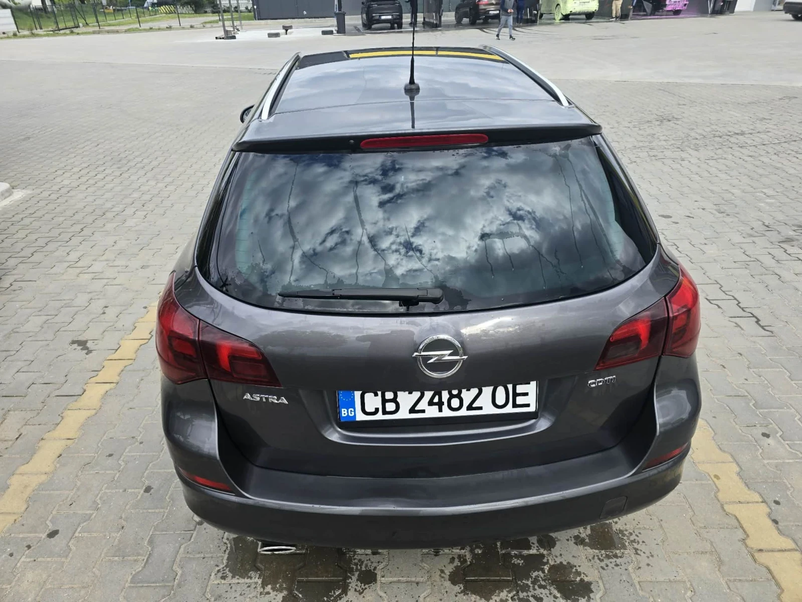 Opel Astra 2.0 CDTI SPORT Tourer , снимка 4 - Автомобили и джипове - 54515942