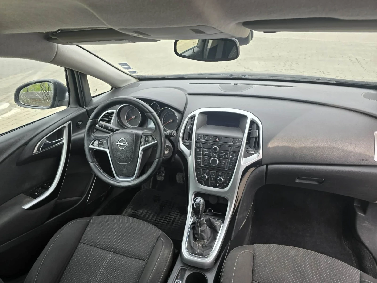 Opel Astra 2.0 CDTI SPORT Tourer , снимка 15 - Автомобили и джипове - 54515942