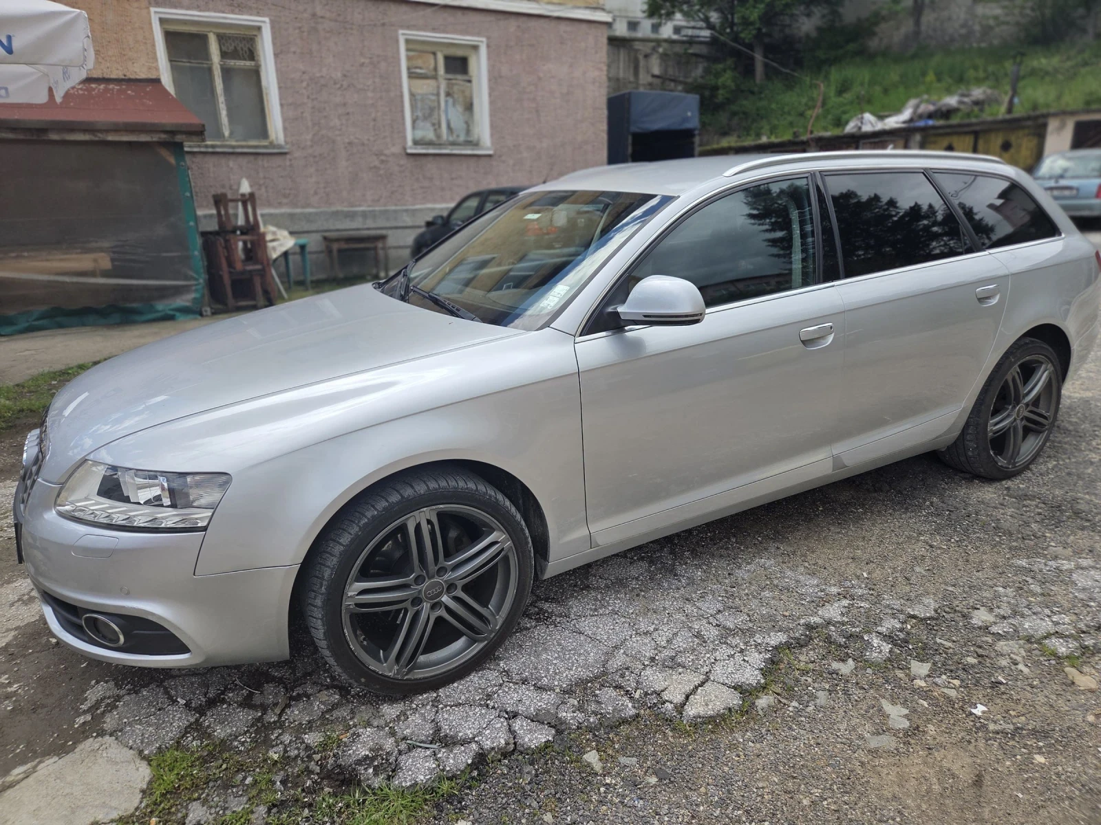 Audi A6, снимка 2 - Автомобили и джипове - 54581372