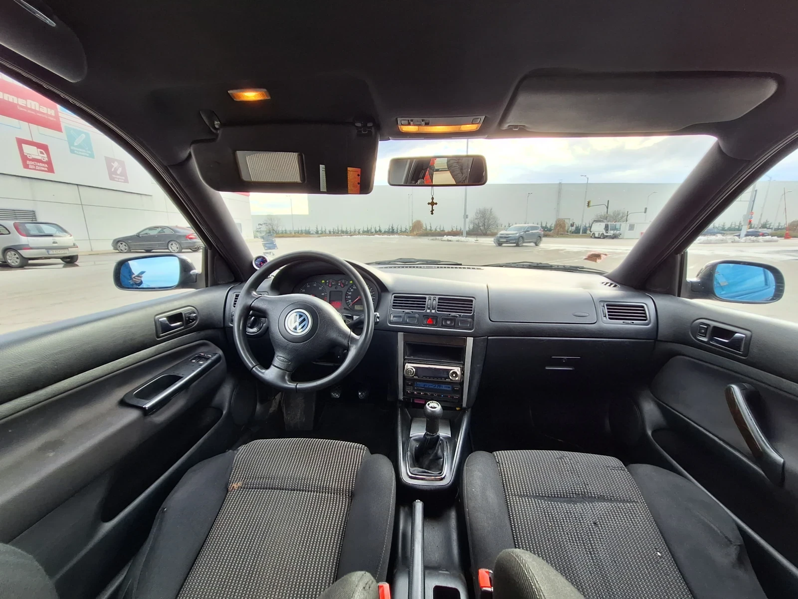 VW Golf 1.8т-350 к.с, снимка 7 - Автомобили и джипове - 54721166