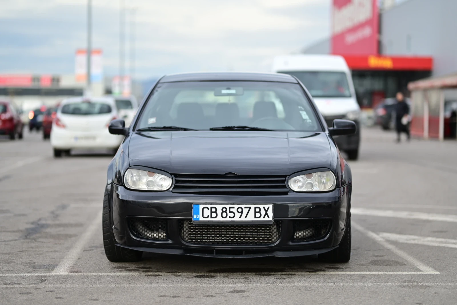 VW Golf 1.8т-350 к.с, снимка 5 - Автомобили и джипове - 54721166