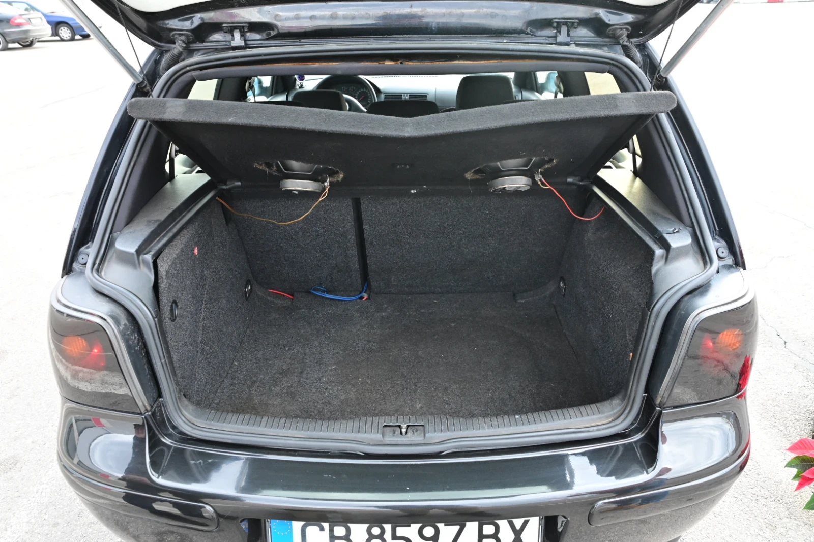 VW Golf 1.8т-350 к.с, снимка 11 - Автомобили и джипове - 54721166