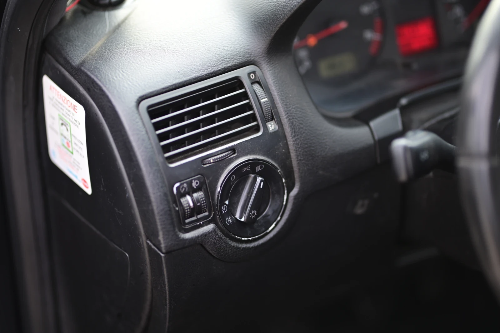 VW Golf 1.8т-350 к.с, снимка 9 - Автомобили и джипове - 54721166