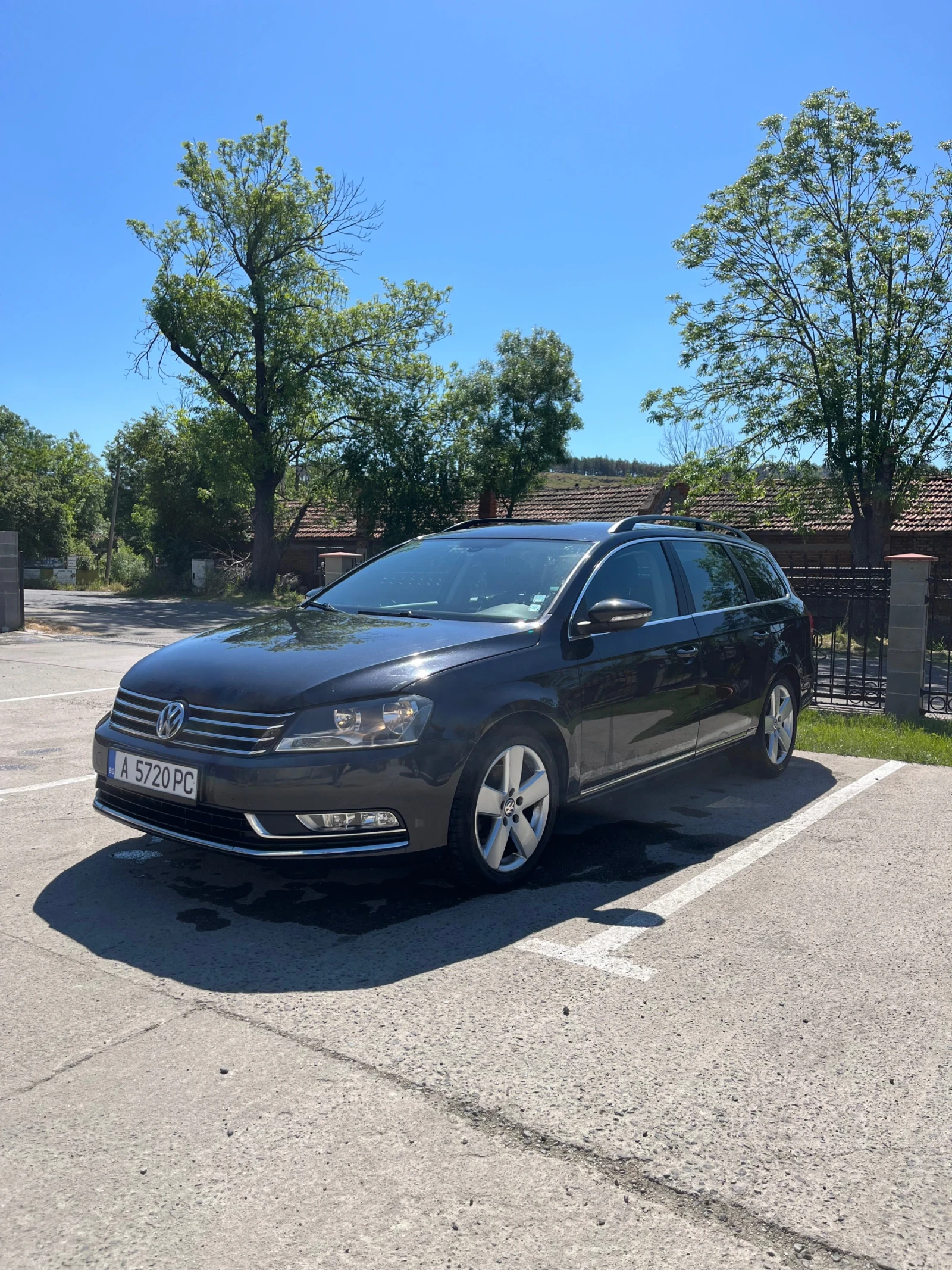 VW Passat 2.0 TDi, снимка 2 - Автомобили и джипове - 54733574