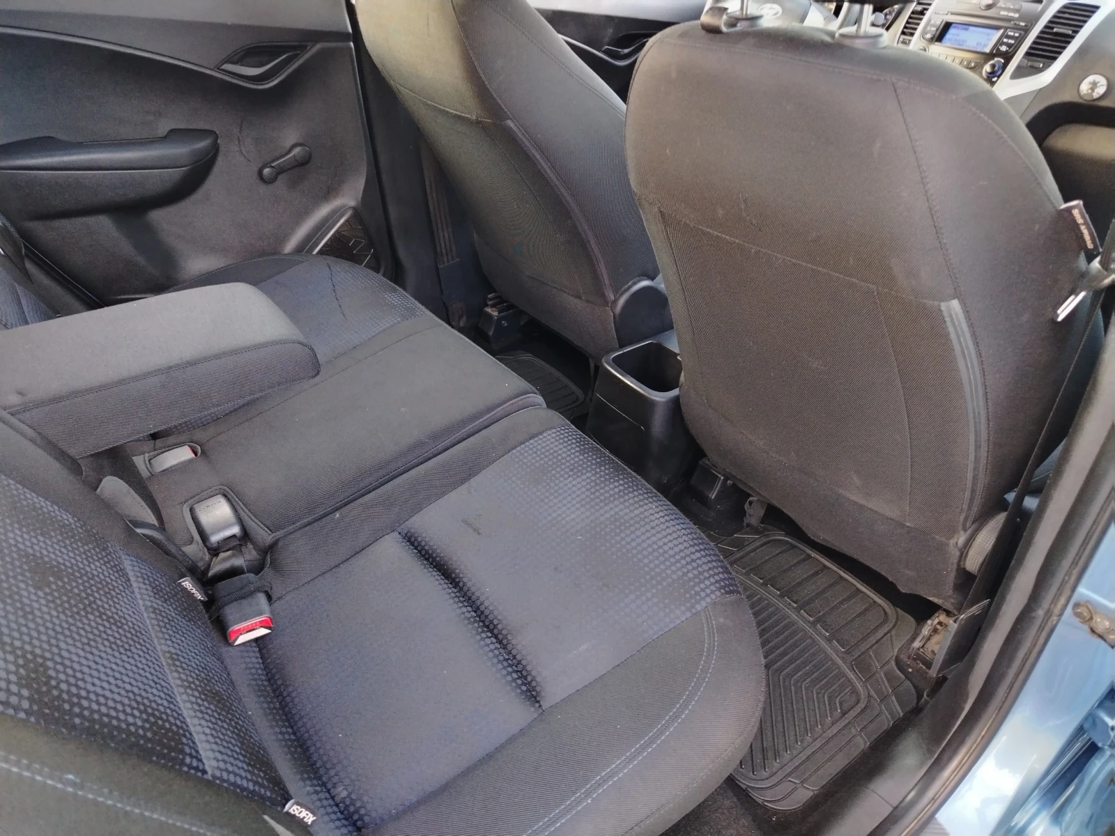 Hyundai Ix20 1.4i - 90 к.с / БЕНЗИН / ЕВРО5F / СТАВА НА ГАЗ , снимка 12 - Автомобили и джипове - 55003180