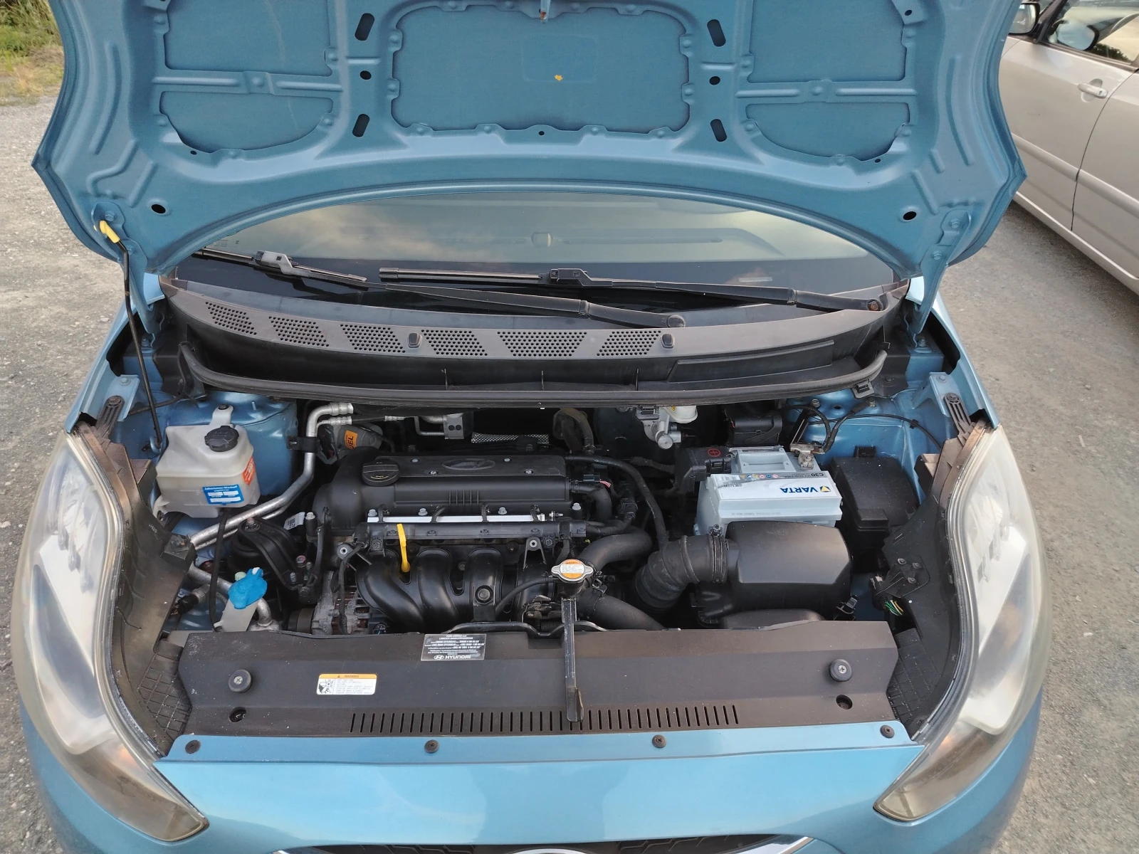 Hyundai Ix20 1.4i - 90 к.с / БЕНЗИН / ЕВРО5F / СТАВА НА ГАЗ , снимка 15 - Автомобили и джипове - 55003180
