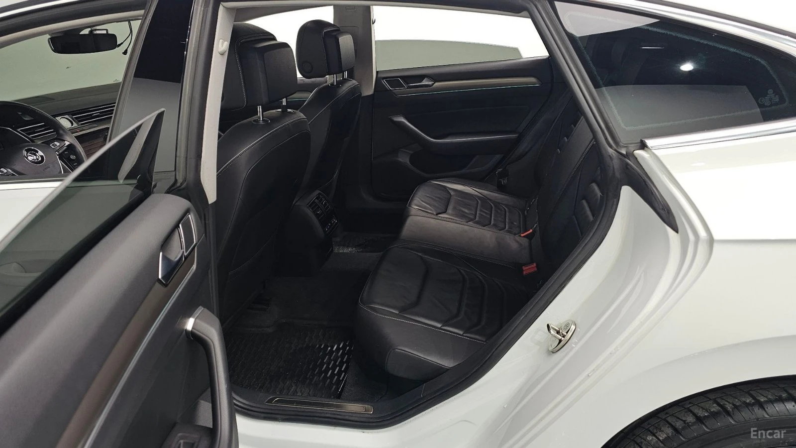 VW Arteon Prestige* 2.0TDI* �������* �����* 360* ������* HUD | Mobile.bg � ����������� 10