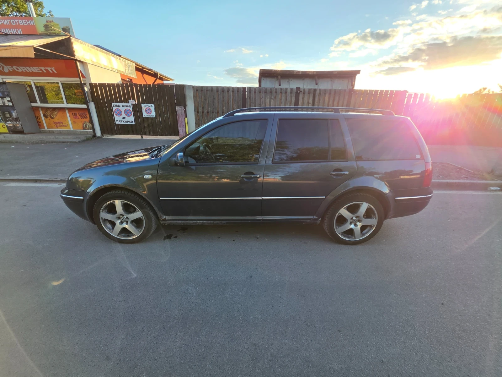 VW Bora, снимка 2 - Автомобили и джипове - 55600893