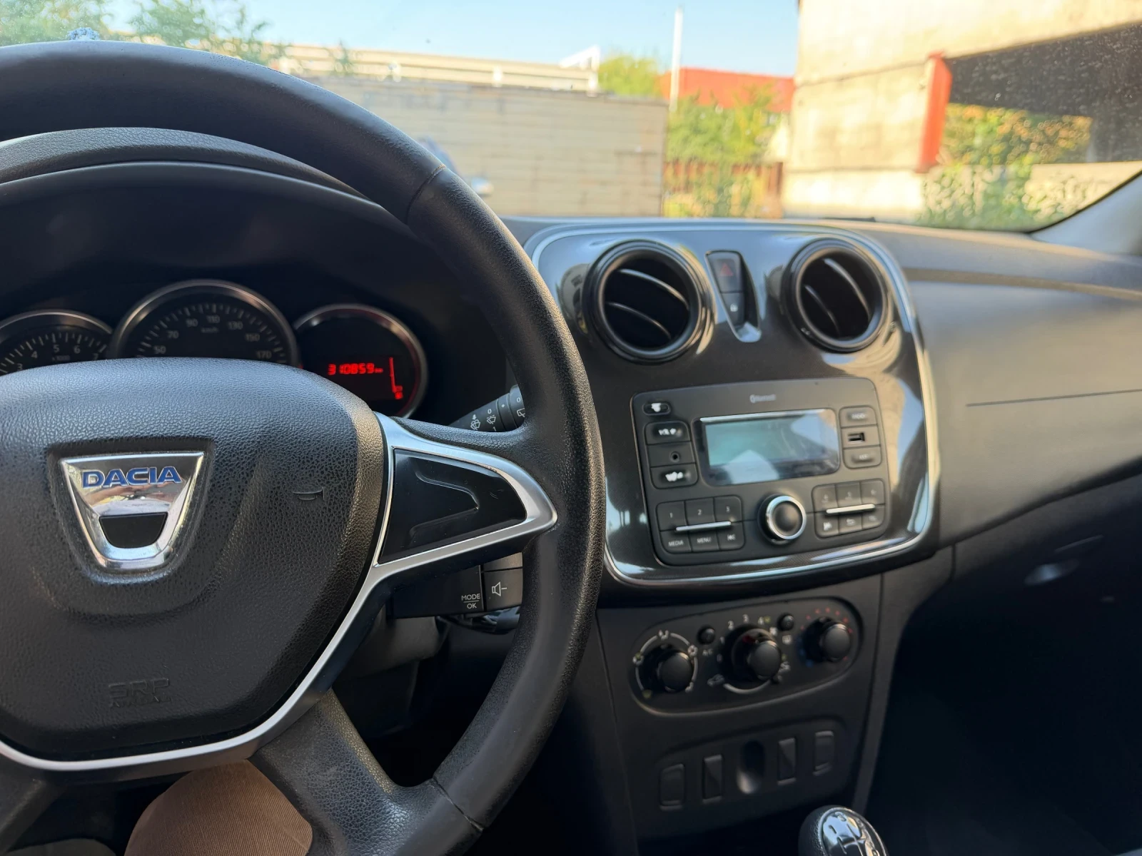 Dacia Logan MCV 1.5 dci, снимка 7 - Автомобили и джипове - 55735576