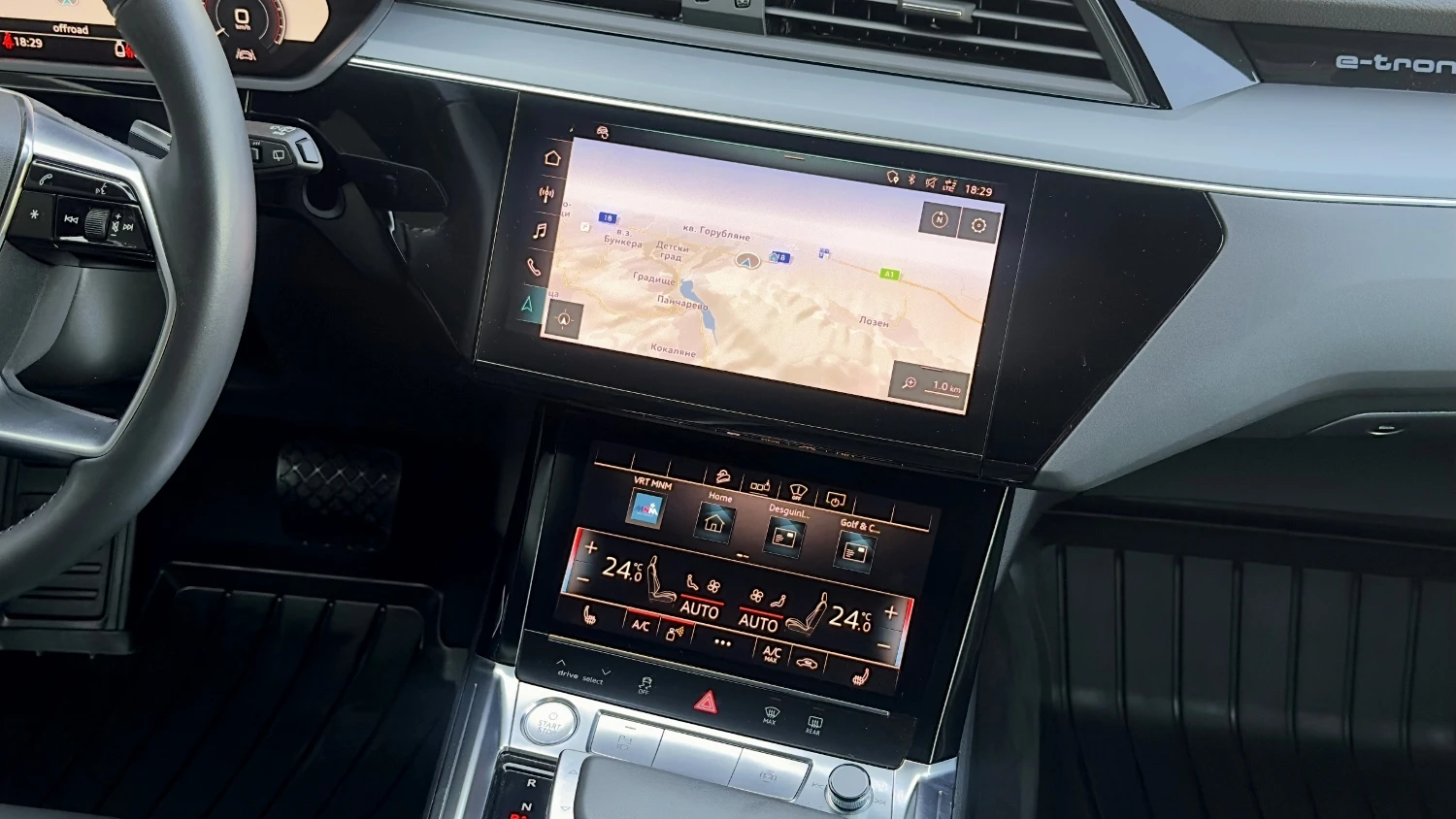 Audi E-Tron 55 ГАРАНЦИЯ! Distronic Head-up Keyless Cam360 B&O , снимка 12 - Автомобили и джипове - 55878280