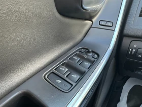 Volvo XC60 R-Line, снимка 15