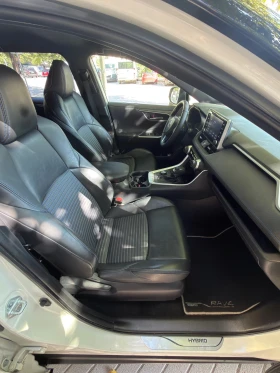 Toyota Rav4 BI-TONE 4х4 PREMIUM 360  Пълен сервиз, снимка 13
