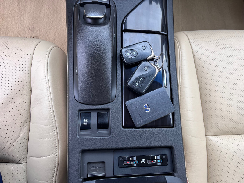 Lexus RX 450 HYBRID 4X4, снимка 14 - Автомобили и джипове - 46355981