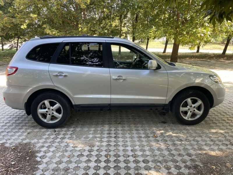 Hyundai Santa fe 2.7 Газов инжекцион, снимка 4 - Автомобили и джипове - 46871134