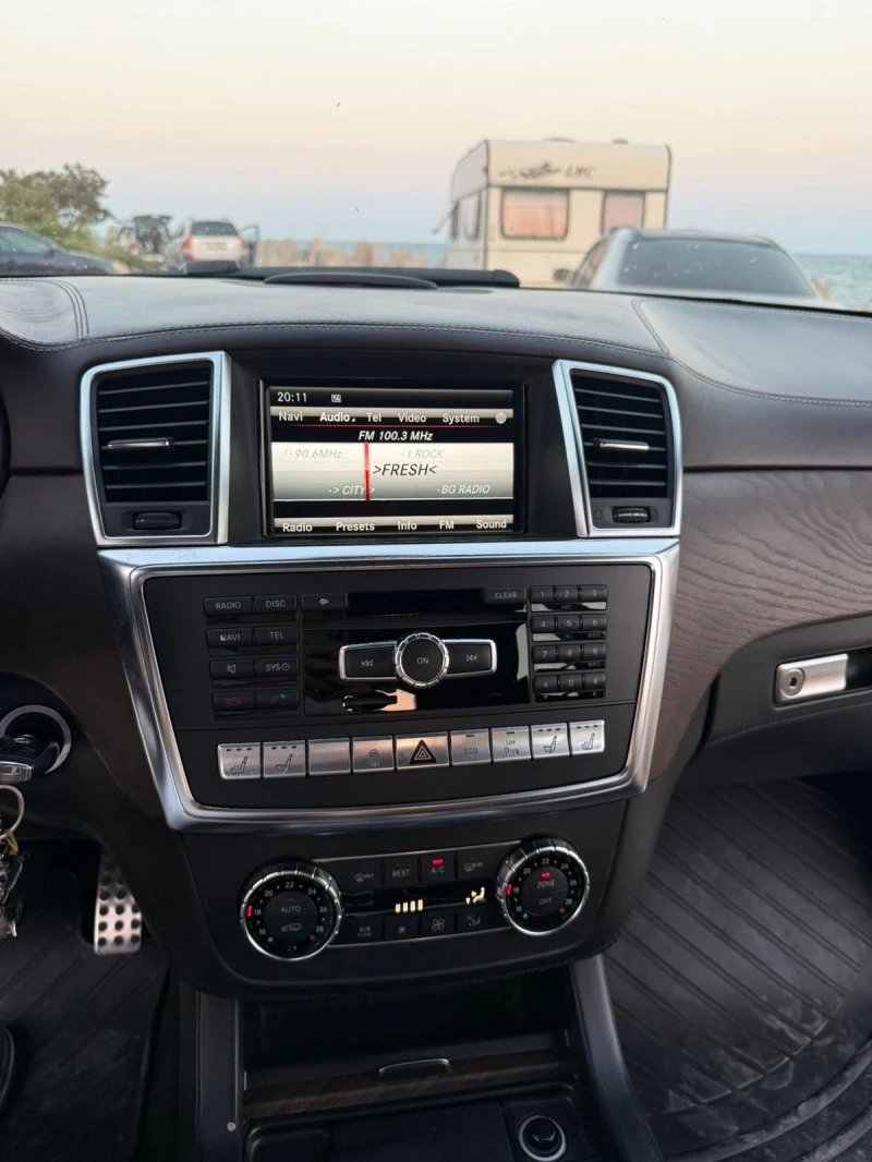 Mercedes-Benz ML 63 AMG, снимка 12 - Автомобили и джипове - 51884581