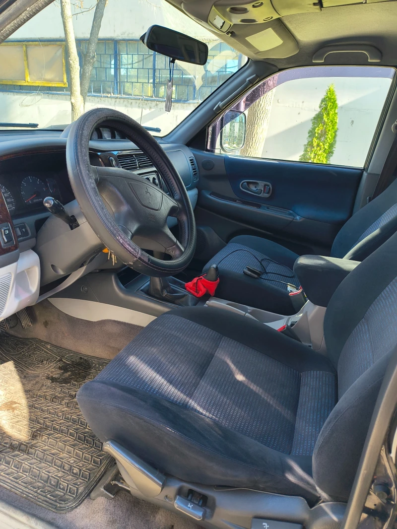 Mitsubishi Pajero sport, снимка 8 - Автомобили и джипове - 52616340