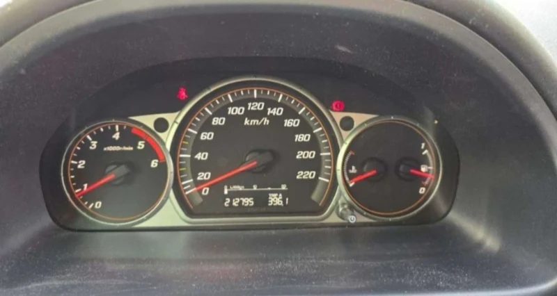 Honda Cr-v С-История Fecelift 4х4 8нр Гуми джанти , снимка 9 - Автомобили и джипове - 53145413