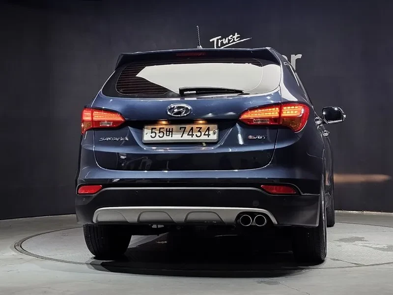 Hyundai Santa fe 2.0 2WD PREMIUM, снимка 4 - Автомобили и джипове - 55796455
