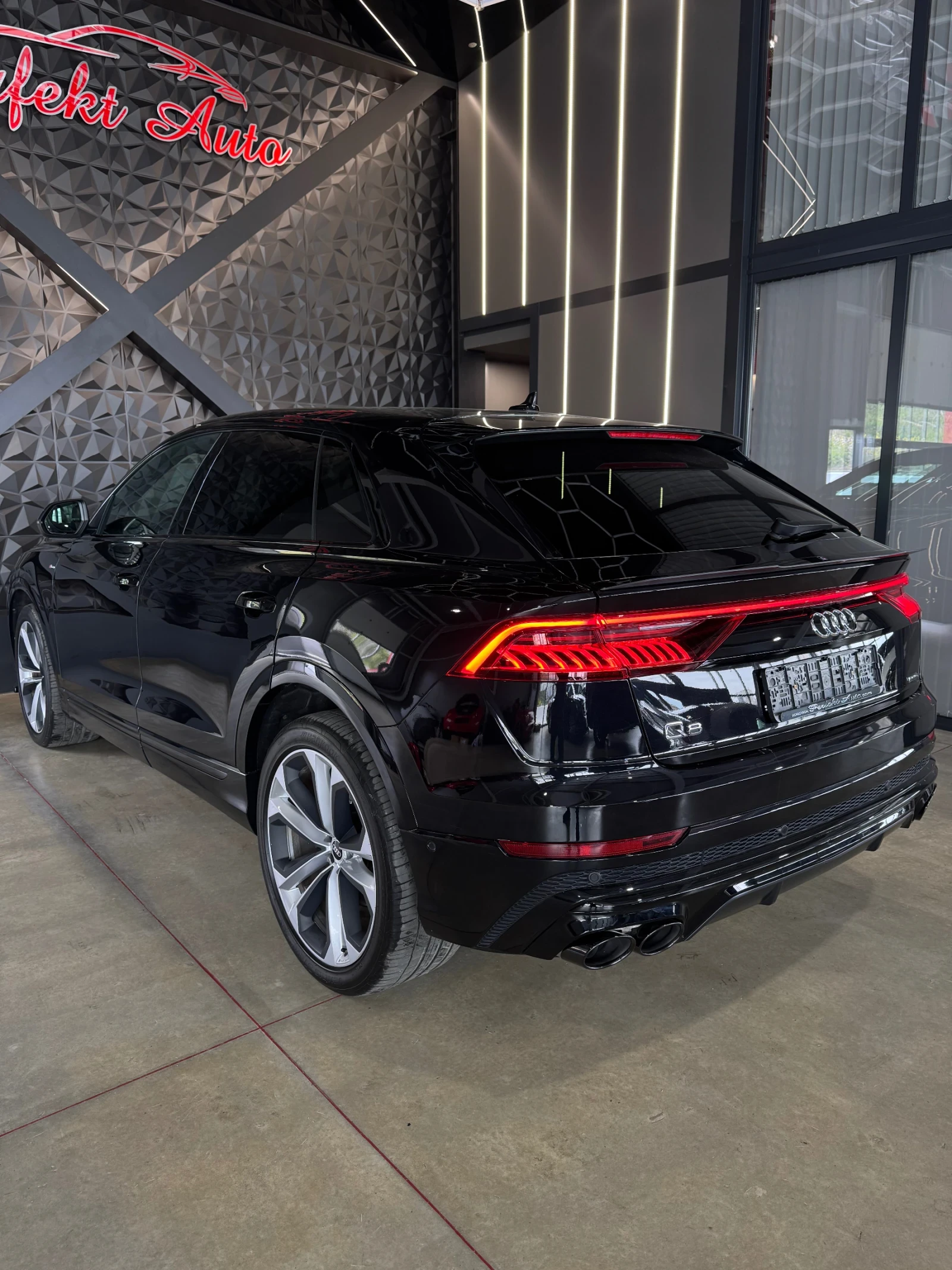 Audi Q8 50 TDI QUATTRO * S LINE * ПАНОРАМА *  - изображение 3