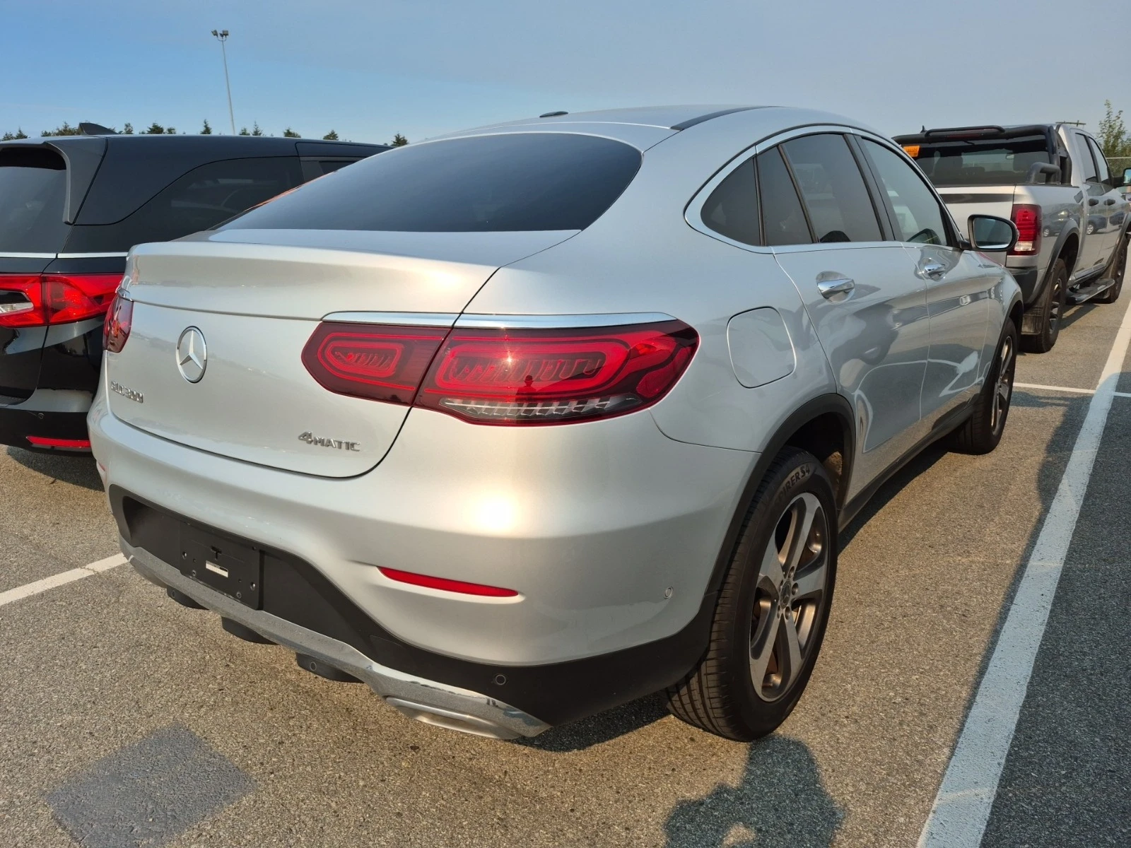 Mercedes-Benz GLC 300 * * CARFAX * * АВТО КРЕДИТ * *  - изображение 3