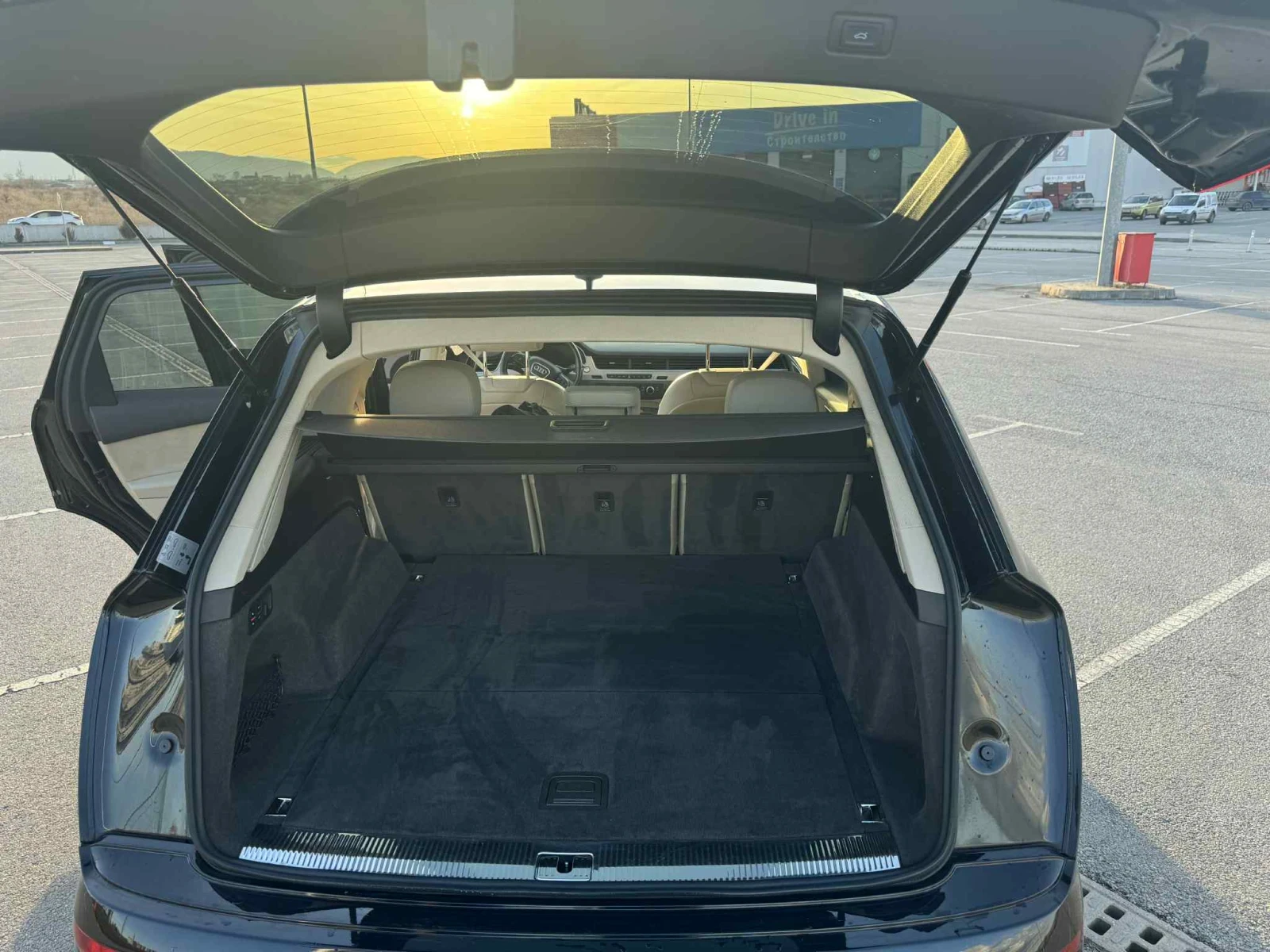 Audi Q7 Дигитал, теглич - изображение 7