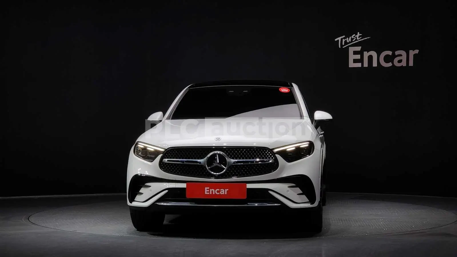 Mercedes-Benz GLC 300 2024* COUPE* AMG PK* 360* DISTRONIK* KEYLESS* КРАЙ, снимка 2 - Автомобили и джипове - 53916704