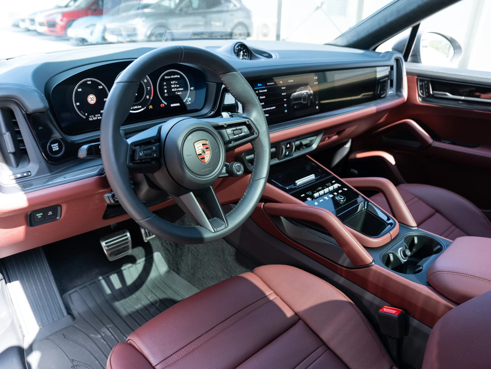 Porsche Cayenne GTS Coupe , снимка 5 - Автомобили и джипове - 54037391