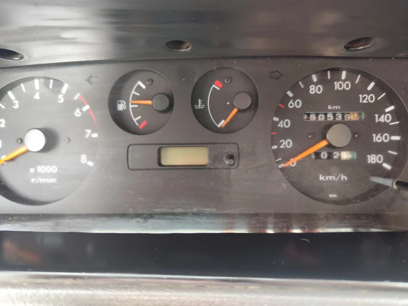 Nissan Terrano 2, 4, снимка 8 - Автомобили и джипове - 54099674