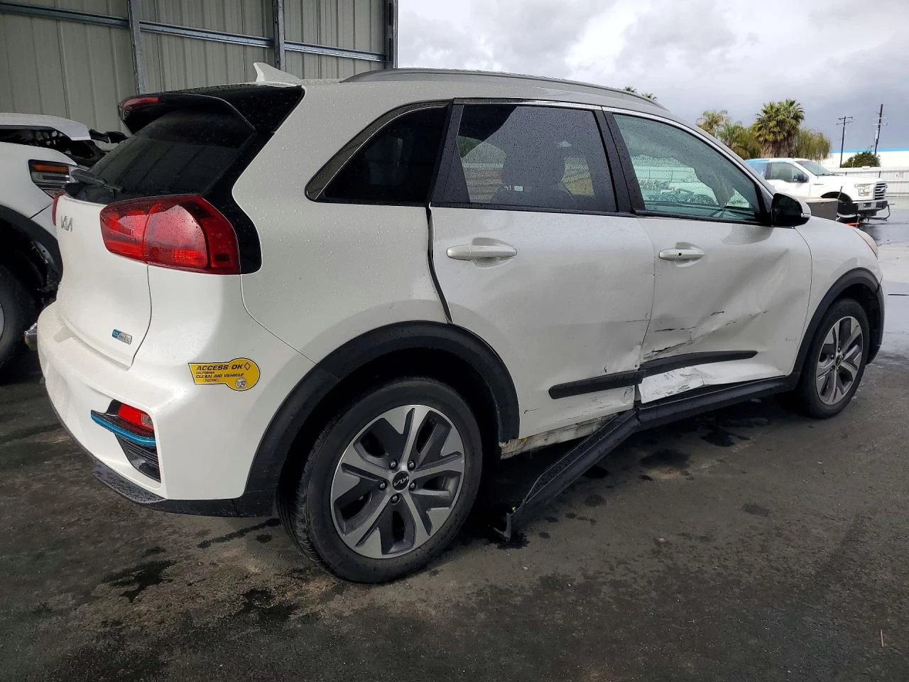 Kia Niro EV EX FWD, снимка 3 - Автомобили и джипове - 54324184