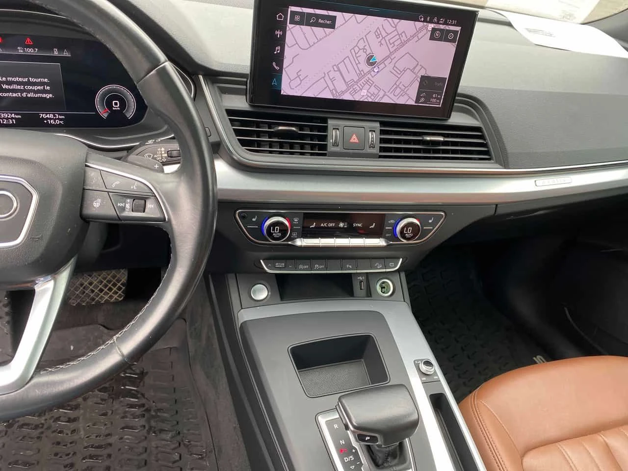 Audi Q5 Progressiv  CARFAX, снимка 9 - Автомобили и джипове - 54756344