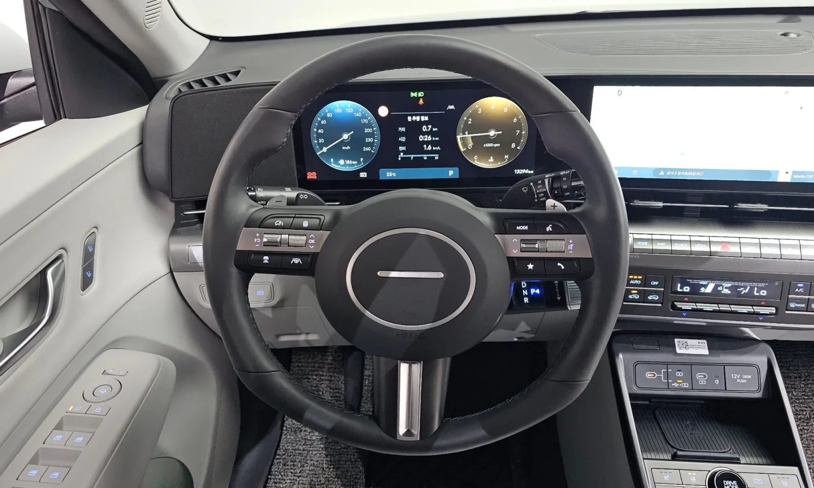 Hyundai Kona, снимка 12 - Автомобили и джипове - 54767998