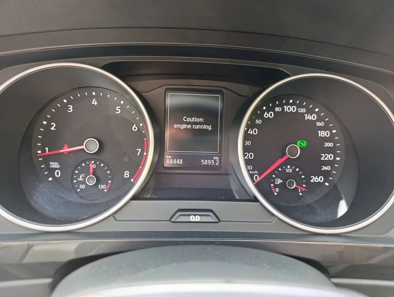 VW Tiguan 1.5TSI 150hp Гаранция до 04.2028, снимка 13 - Автомобили и джипове - 54837107