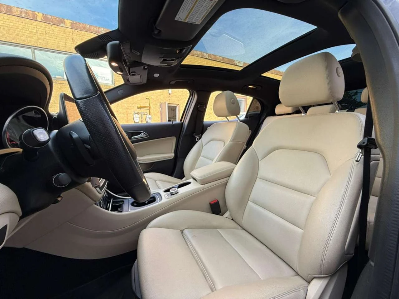 Mercedes-Benz GLA * AWD* ������������* 360* �������* PDC* ����*  | Mobile.bg � ����������� 14