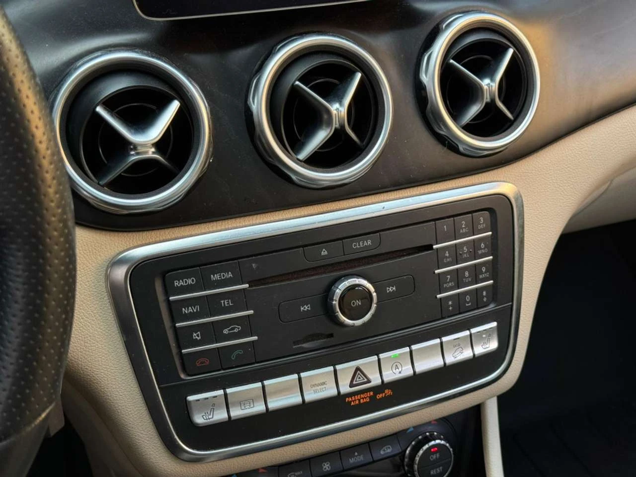 Mercedes-Benz GLA * AWD* ������������* 360* �������* PDC* ����*  | Mobile.bg � ����������� 17