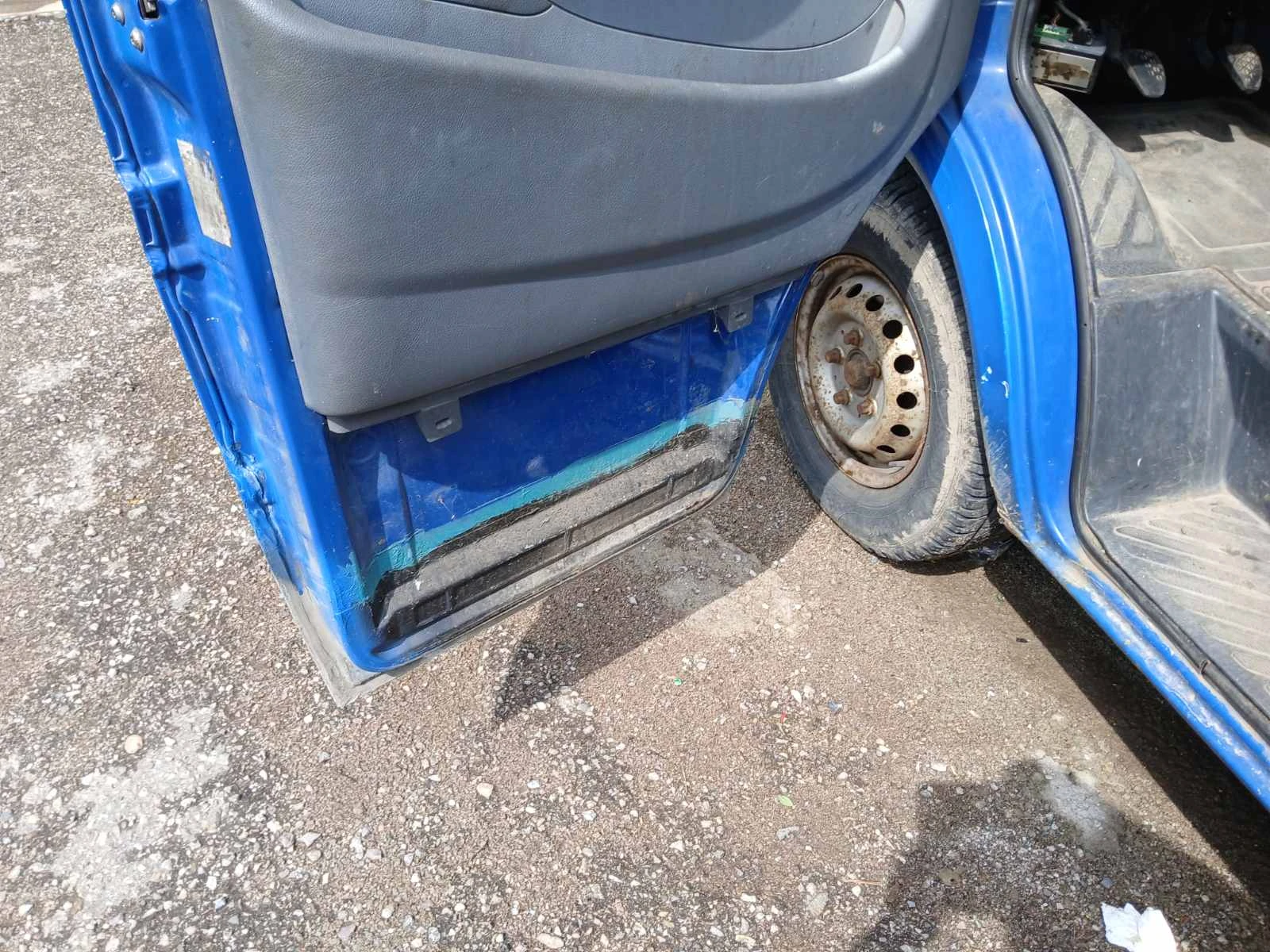 Mercedes-Benz Sprinter 311 Средна база, снимка 7 - Бусове и автобуси - 55316372