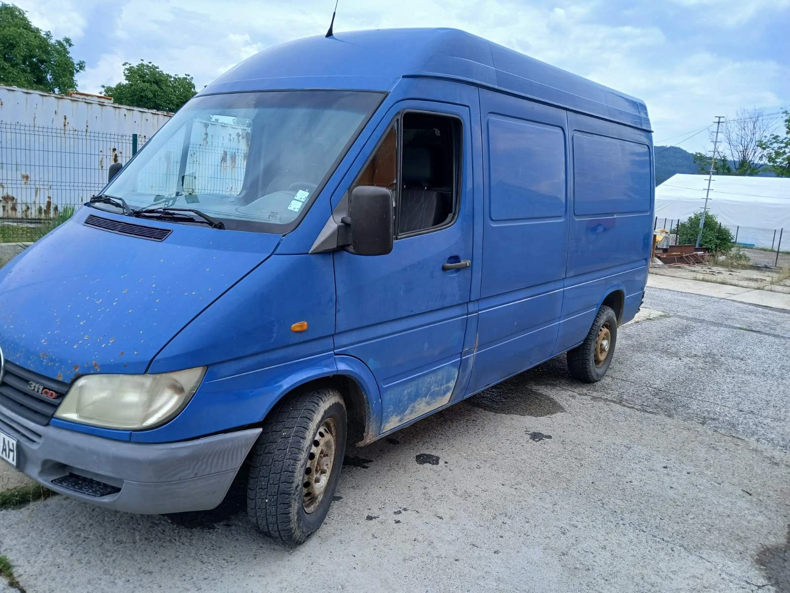 Mercedes-Benz Sprinter 311 Средна база