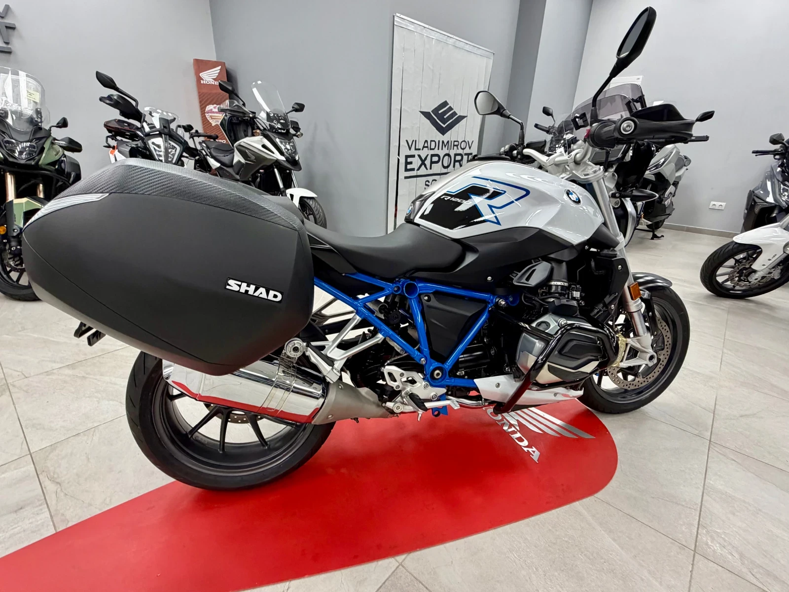 BMW R 1200 R 2017, снимка 4 - Мотоциклети и мототехника - 54731814